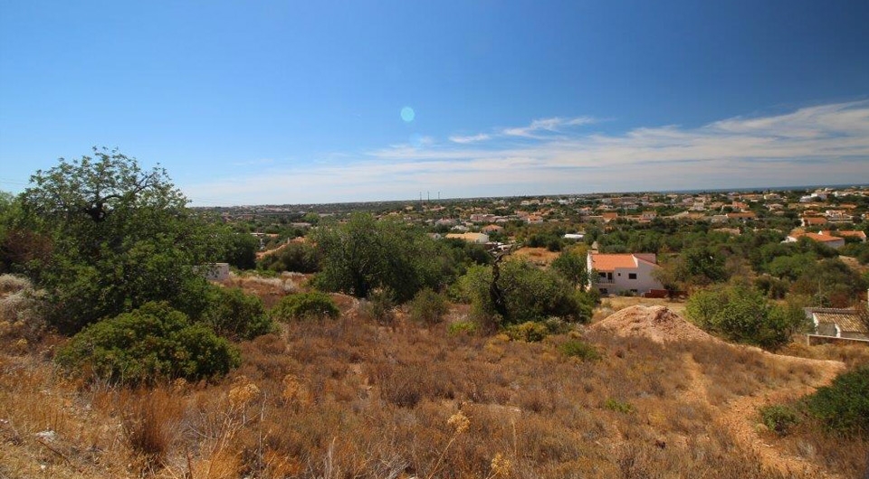 Land Accommodation in Loulé