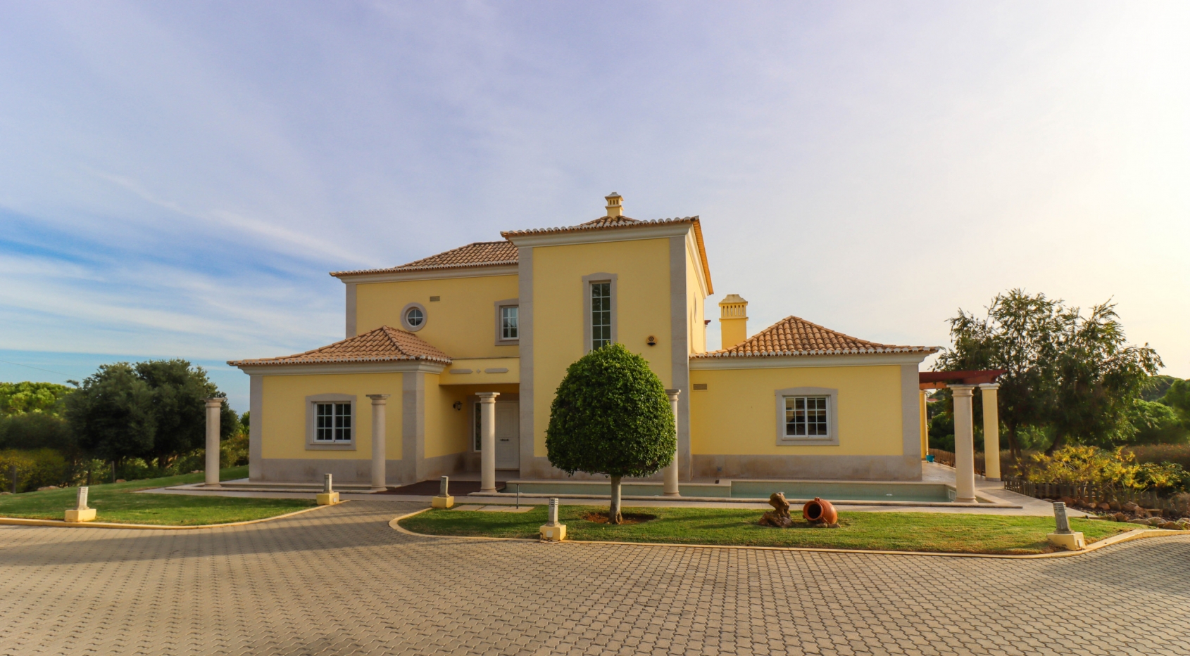 Villa Accommodation in Lagoa